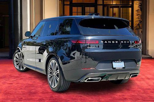 2025 Land Rover Range Rover Sport SE