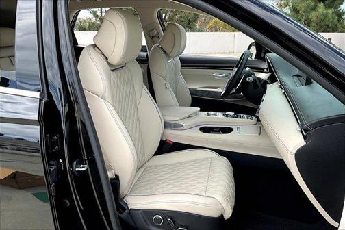 2024 Genesis GV70 3.5T AWD Sport