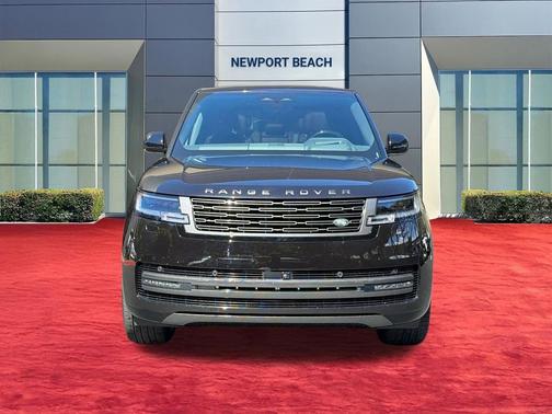 UNV Obsidian Black - Gloss #2 2026 Land Rover Range Rover P530 Autobiography