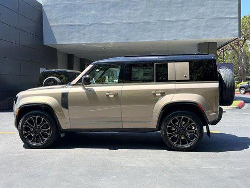 Petra Copper Premium Metallic 2026 Land Rover Defender P635 OCTA