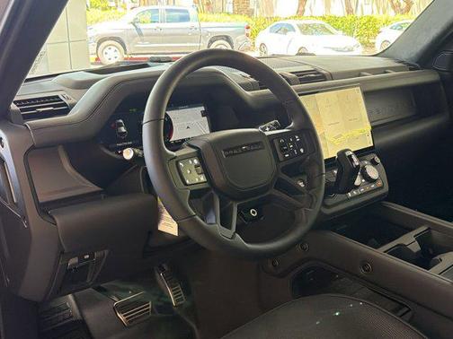 Petra Copper Premium Metallic 2026 Land Rover Defender P635 OCTA