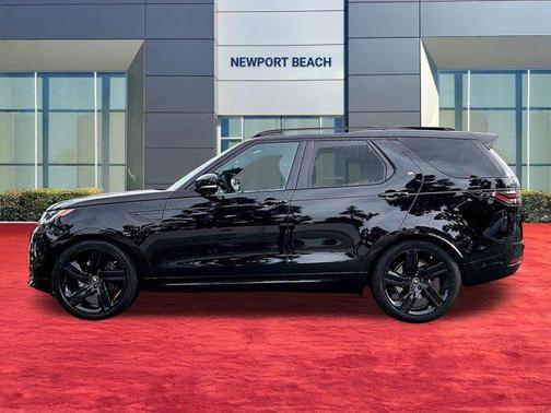 1ag/Black 2026 Land Rover Discovery Gemini Edition