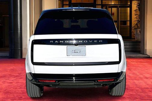 2026 Land Rover Range Rover P400 SE