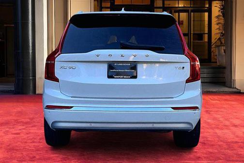 2022 Volvo XC90 T6 Inscription