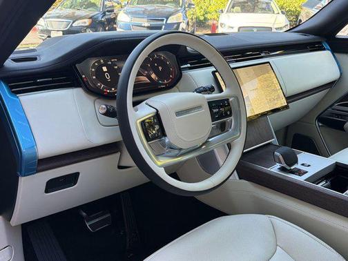 Batumi Gold Premium Metallic 2026 Land Rover Range Rover P530 Autobiography