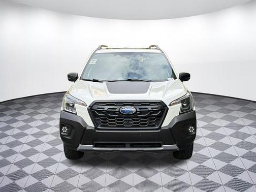 Crystal White Pearl 2024 Subaru Forester Wilderness