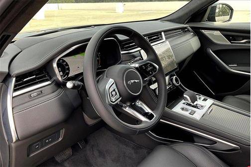 2025 Jaguar F-PACE R-Dynamic S P400 AWD Automatic