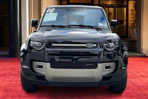 2022 Land Rover Defender 110 X-Dynamic SE