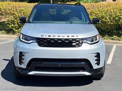 Silver 2024 Land Rover Discovery P300 Dynamic SE