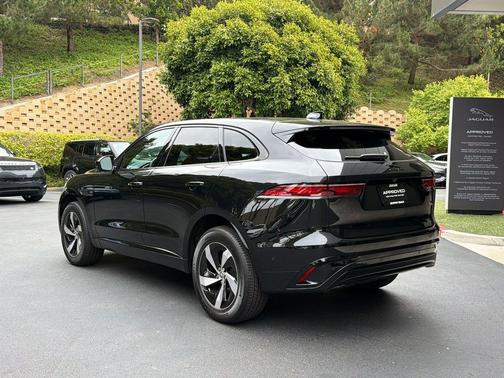 Santorini Black Metallic 2026 Jaguar F-PACE R-Dynamic S P250 AWD Automatic