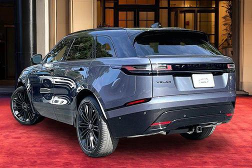 2026 Land Rover Range Rover Velar P250 SE R-Dynamic