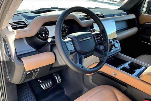 2026 Land Rover Defender V8