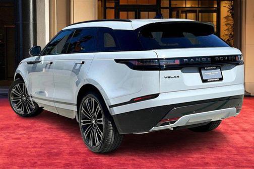 2026 Land Rover Range Rover Velar P250 SE R-Dynamic