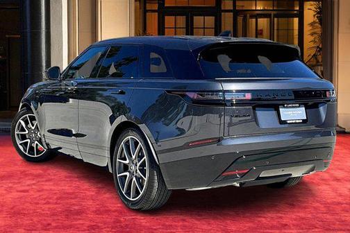 2026 Land Rover Range Rover Velar P250 SE R-Dynamic