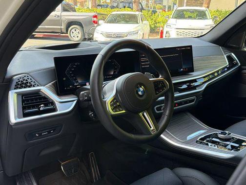 Alpine White 2024 BMW X5 M60i