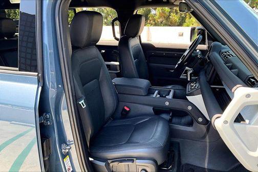 2022 Land Rover Defender 110 S