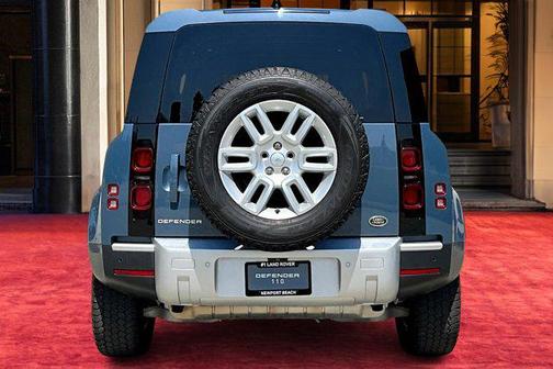 2022 Land Rover Defender 110 S