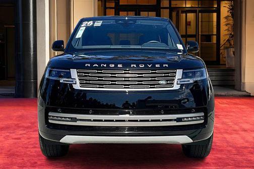 2025 Land Rover Range Rover P530 SE