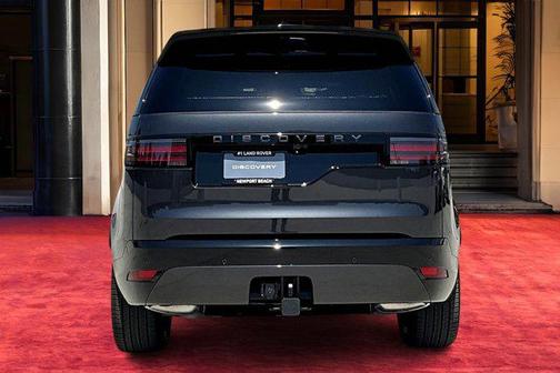 2025 Land Rover Discovery P360 Dynamic SE