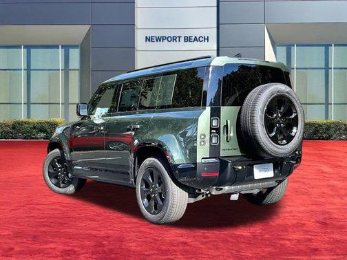 Woolstone Green Metallic 2026 Land Rover Defender P400 X-Dynamic SE