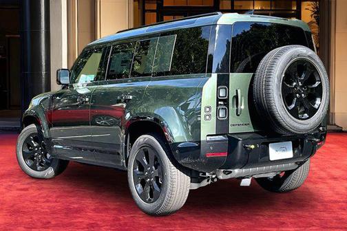 2026 Land Rover Defender P400 X-Dynamic SE