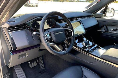 2026 Land Rover Range Rover Sport SE
