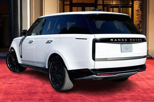 2026 Land Rover Range Rover P400 SE