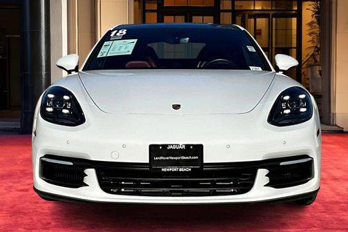 2018 Porsche Panamera 4S