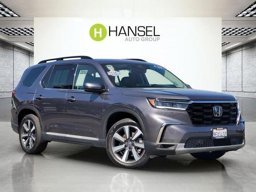 2023 Honda Pilot Touring 8-Passenger