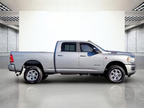 Billet Silver Metallic Clearcoat 2022 RAM 2500 Big Horn Crew Cab 4x4 6'4' Box