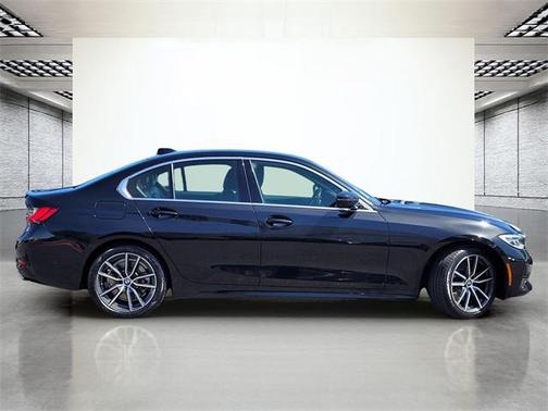 2022 BMW 330 330i