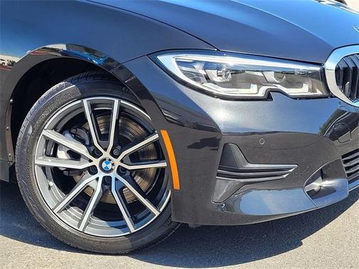 2022 BMW 330 330i