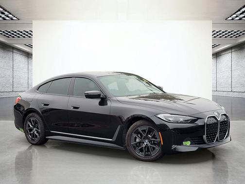 Black Sapphire Metallic 2023 BMW i4 Gran Coupe eDrive35