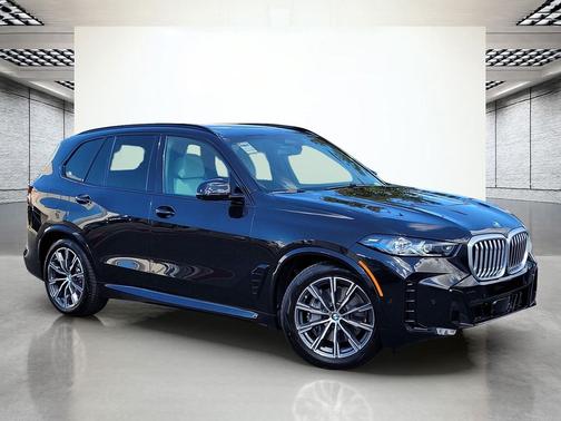 Black Sapphire Metallic 2026 BMW X5 PHEV xDrive50e