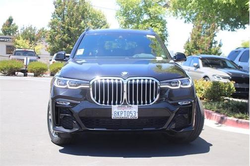 Photo 4 of 36 of 2019 BMW X7 xDrive40i