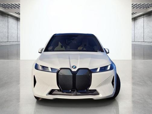 2026 BMW iX xDrive60