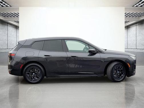 Dark Graphite Metallic 2024 BMW iX xDrive50