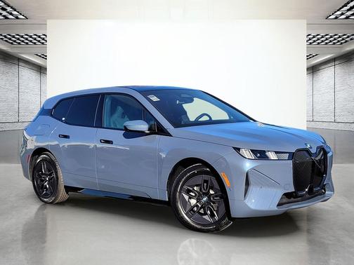2026 BMW iX xDrive60