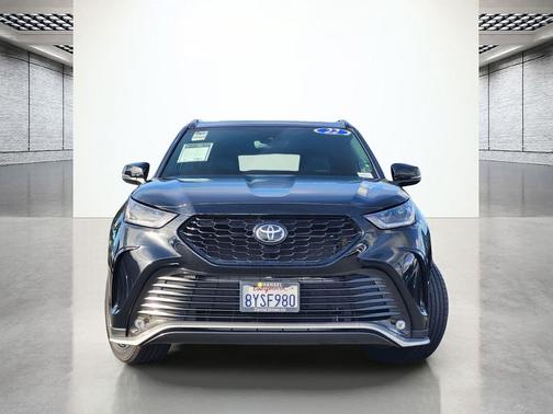 2022 Toyota Highlander XSE