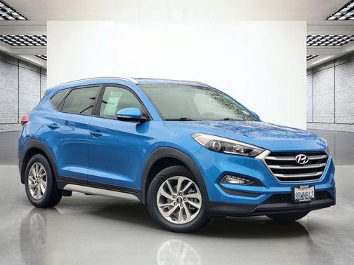 2017 Hyundai TUCSON SE Plus