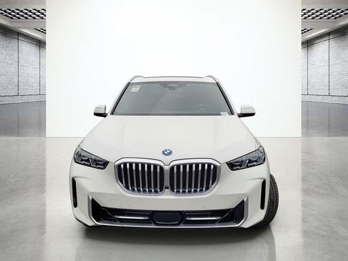 2026 BMW X5 PHEV xDrive50e