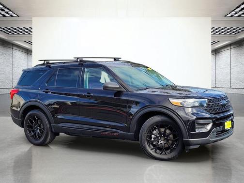 AGATE BLACK METALLIC 2020 Ford Explorer XLT