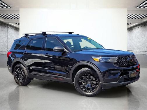 AGATE BLACK METALLIC 2020 Ford Explorer XLT