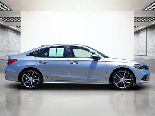 Lunar Silver Metallic 2024 Honda Civic Touring