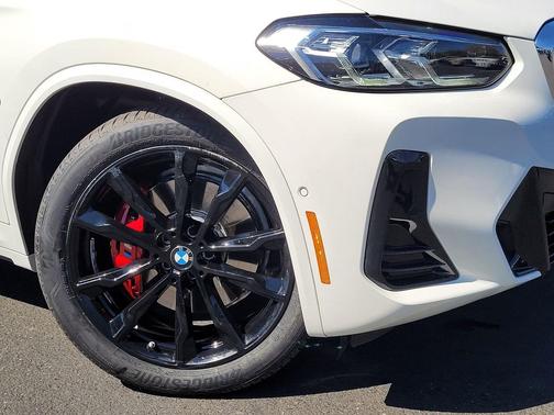 2022 BMW X3 M40i