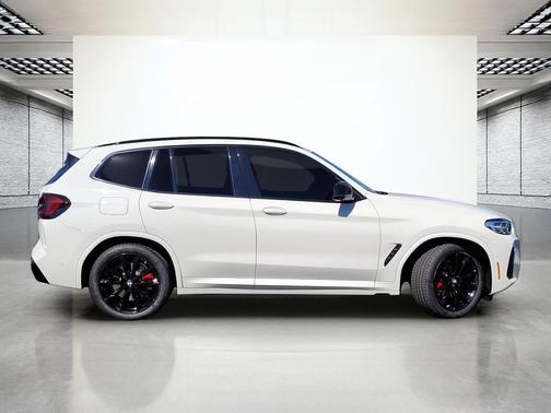 2022 BMW X3 M40i