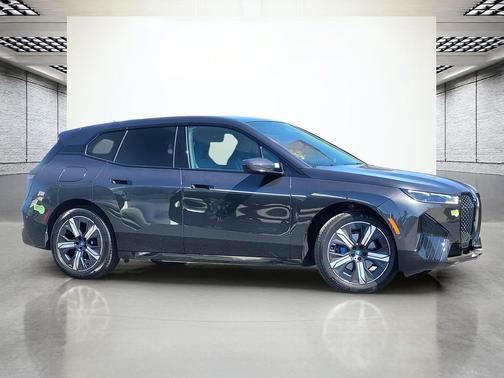 Dark Graphite Metallic 2024 BMW iX xDrive50