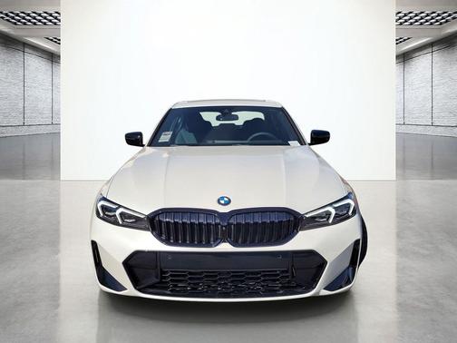 Mineral White Metallic 2026 BMW 330 330i