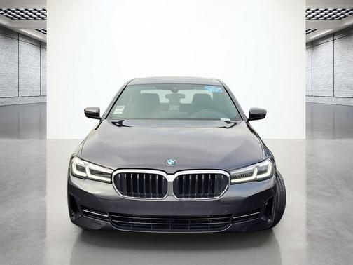 2023 BMW 530 i