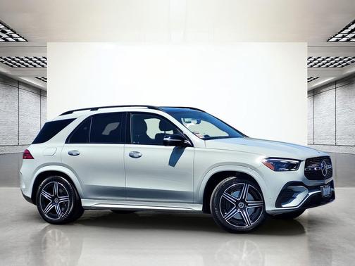 MANUFAKTUR Alpine Grey 2024 Mercedes-Benz GLE 450 4MATIC